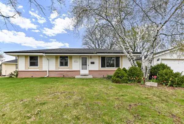 W147N8466 Manchester DRIVE, Menomonee Falls, WI 53051