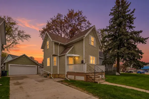 716 Spring STREET, Beaver Dam, WI 53916