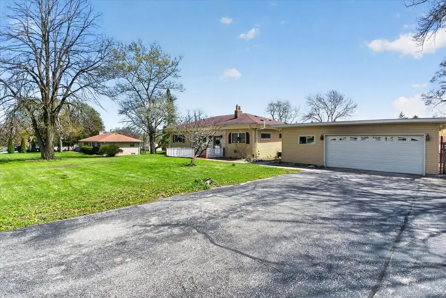 10301 Vera AVENUE, Milwaukee, WI 53224 - #2