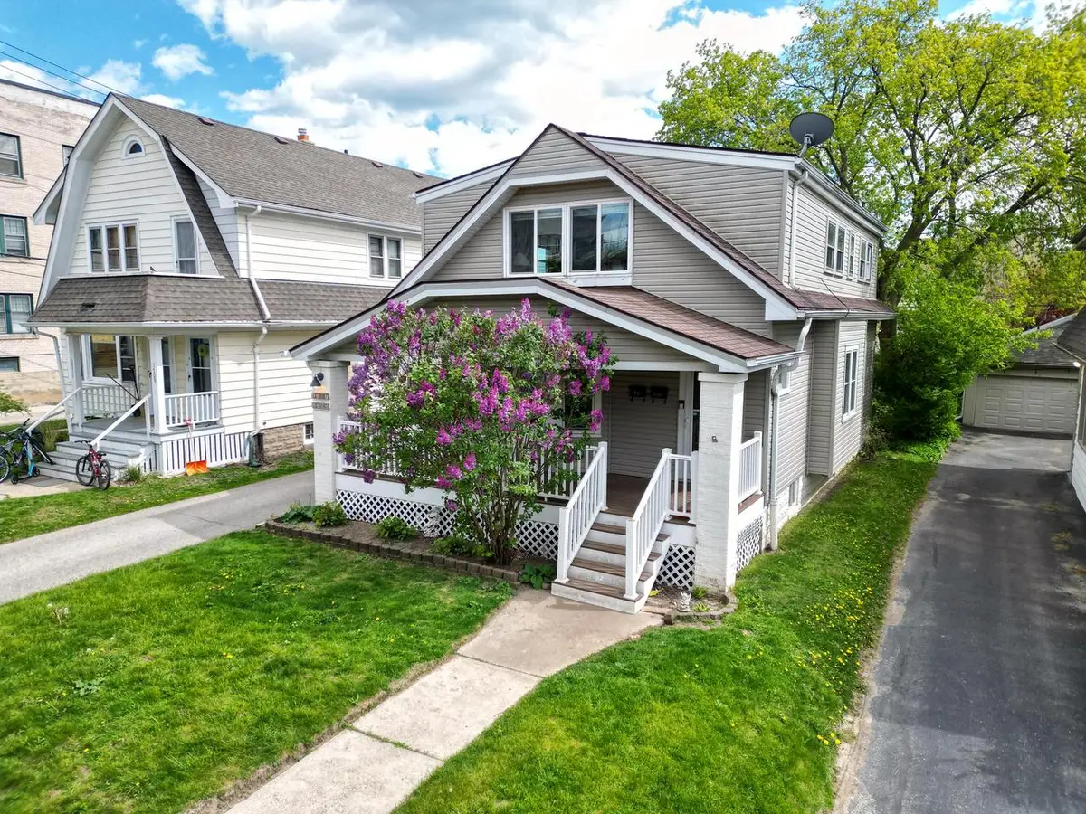 1705 Newton AVENUE #1707, Shorewood, WI 53211 - #1