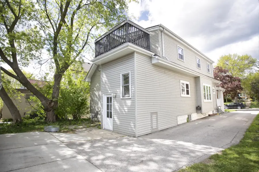 1705 Newton AVENUE #1707, Shorewood, WI 53211 - #2