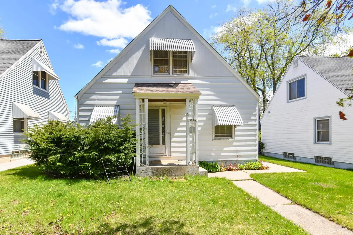 3716 19th STREET, Milwaukee, WI 53221 - #1