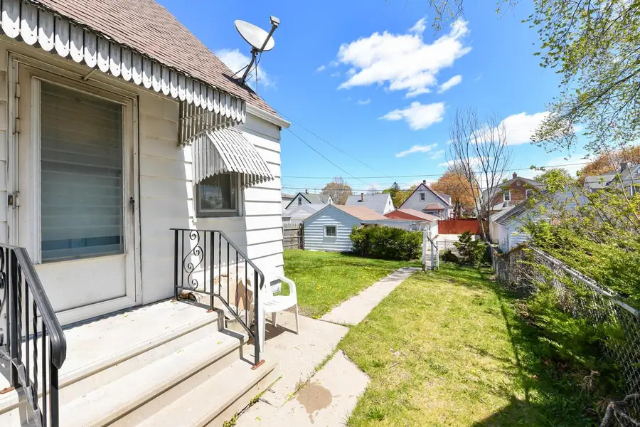 3716 19th STREET, Milwaukee, WI 53221 - #2