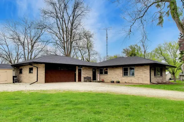N2496 Main STREET, Darien, WI 53114