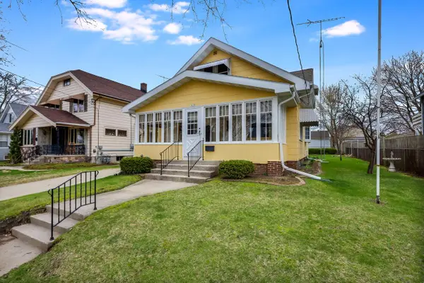 1019 25th STREET, Manitowoc, WI 54220