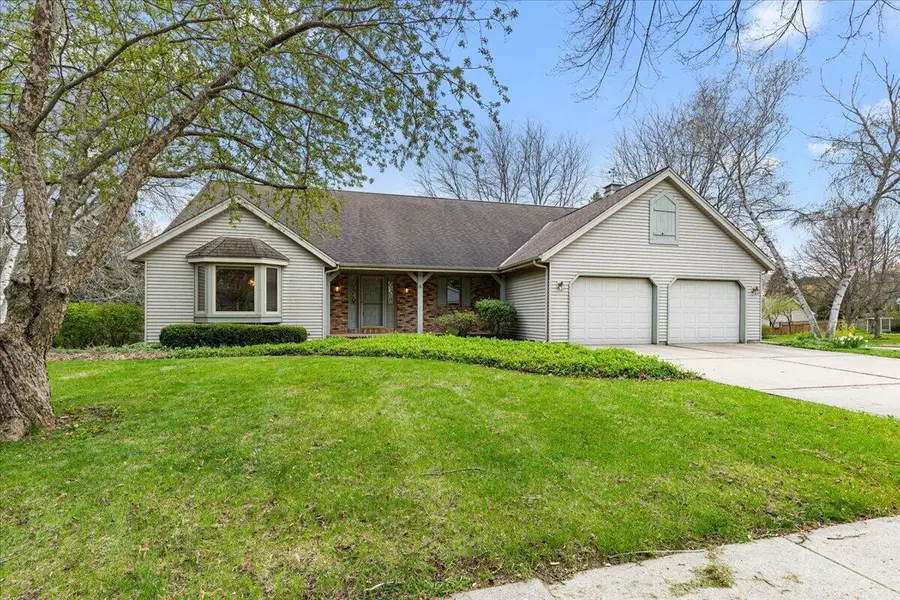N95W7155 Coventry COURT, Cedarburg, WI 53012 - #2