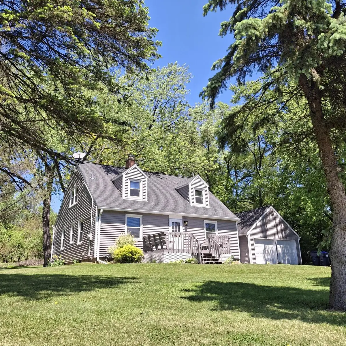 S26W26998 Macarthur ROAD, Waukesha, WI 53188 - #1
