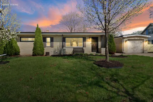 3182 Knoll BOULEVARD, Wauwatosa, WI 53222