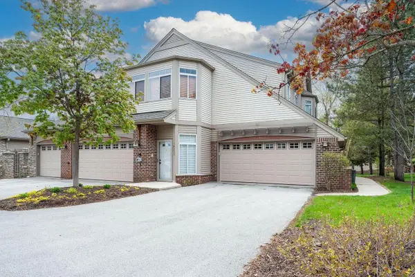18241 W Wisconsin AVENUE, Brookfield, WI 53045