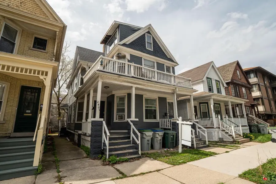 2405 Frederick AVENUE #2407, Milwaukee, WI 53211 - #2