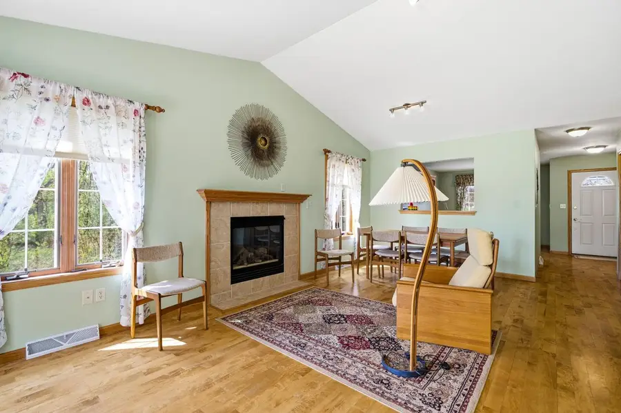 1602 Lisa LANE, New Holstein, WI 53061 - #3