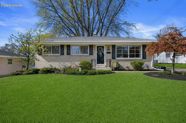 10810 Harvest LANE, Milwaukee, WI 53225