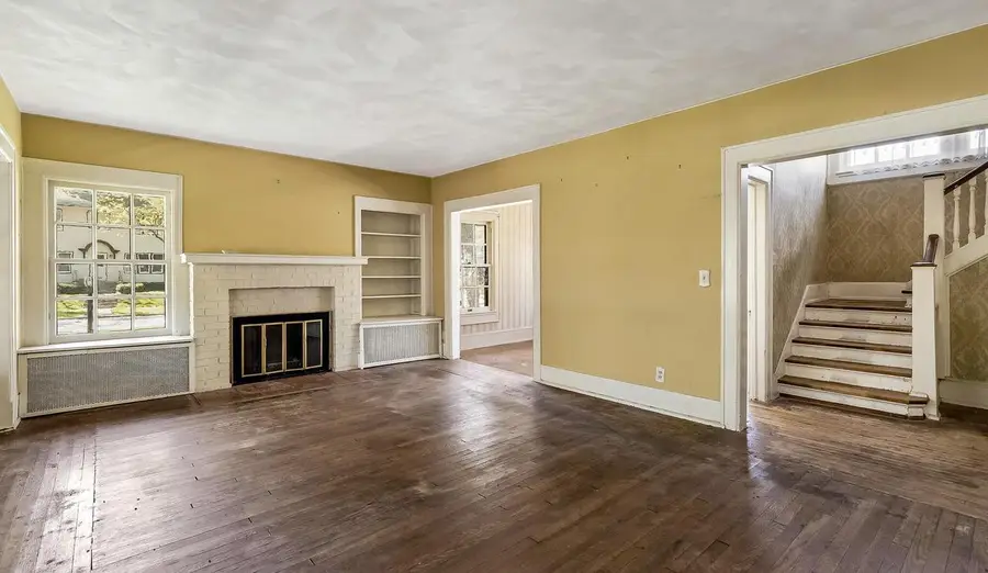 836 67th STREET, Wauwatosa, WI 53213 - #3
