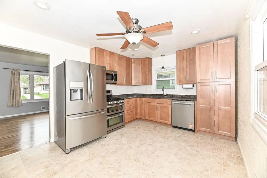 6717 18th STREET, Milwaukee, WI 53221 - #3