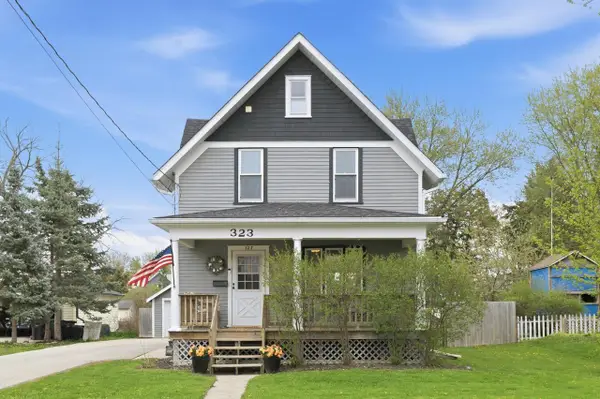 323 Worthington STREET, Oconomowoc, WI 53066