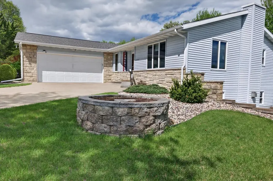 1000 Oak AVENUE, Onalaska, WI 54650 - #2