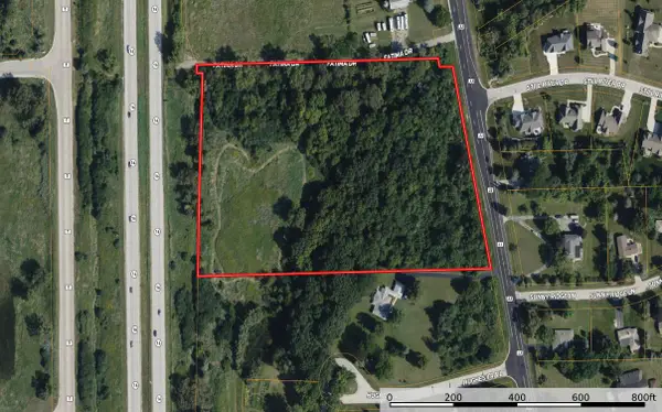 Pcl0 BLUEMOUND ROAD, Pewaukee, WI 53072