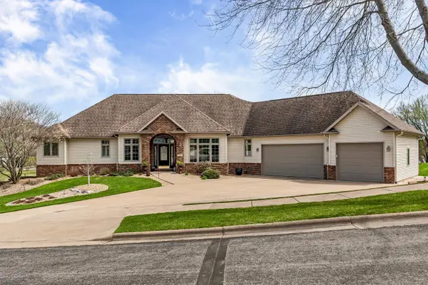 1892 Wood Run PLACE, Onalaska, WI 54650