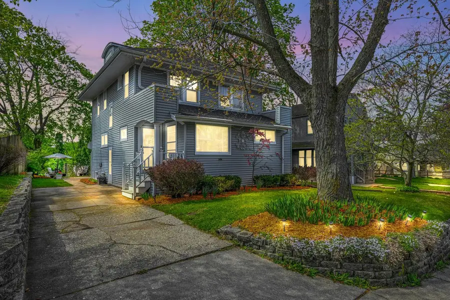 415 College AVENUE, Waukesha, WI 53186 - #3