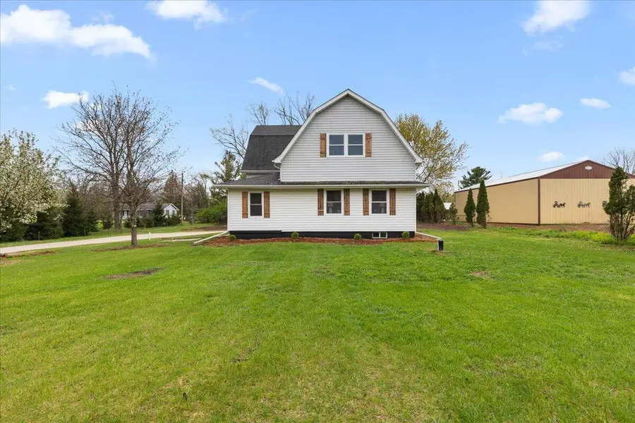 2185 Newark DRIVE, West Bend, WI 53090 - #3