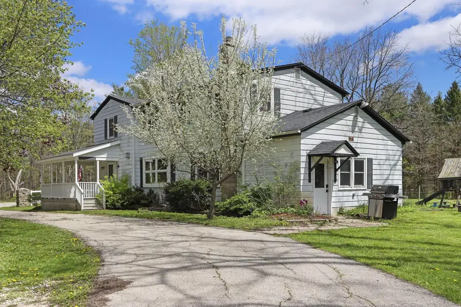 34411 Washington AVENUE, Burlington, WI 53105 - #3