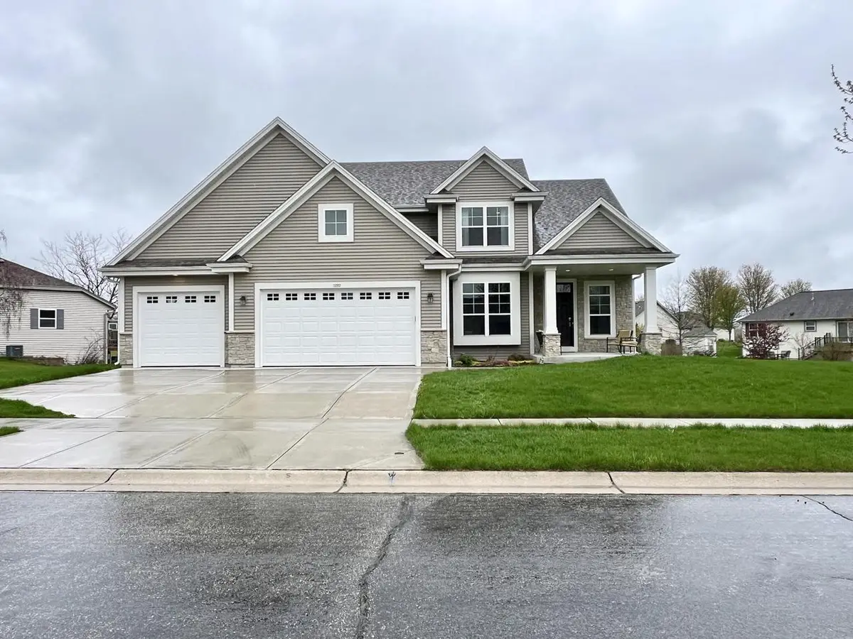 1260 Chippewa DRIVE, Hartford, WI 53027 - #1