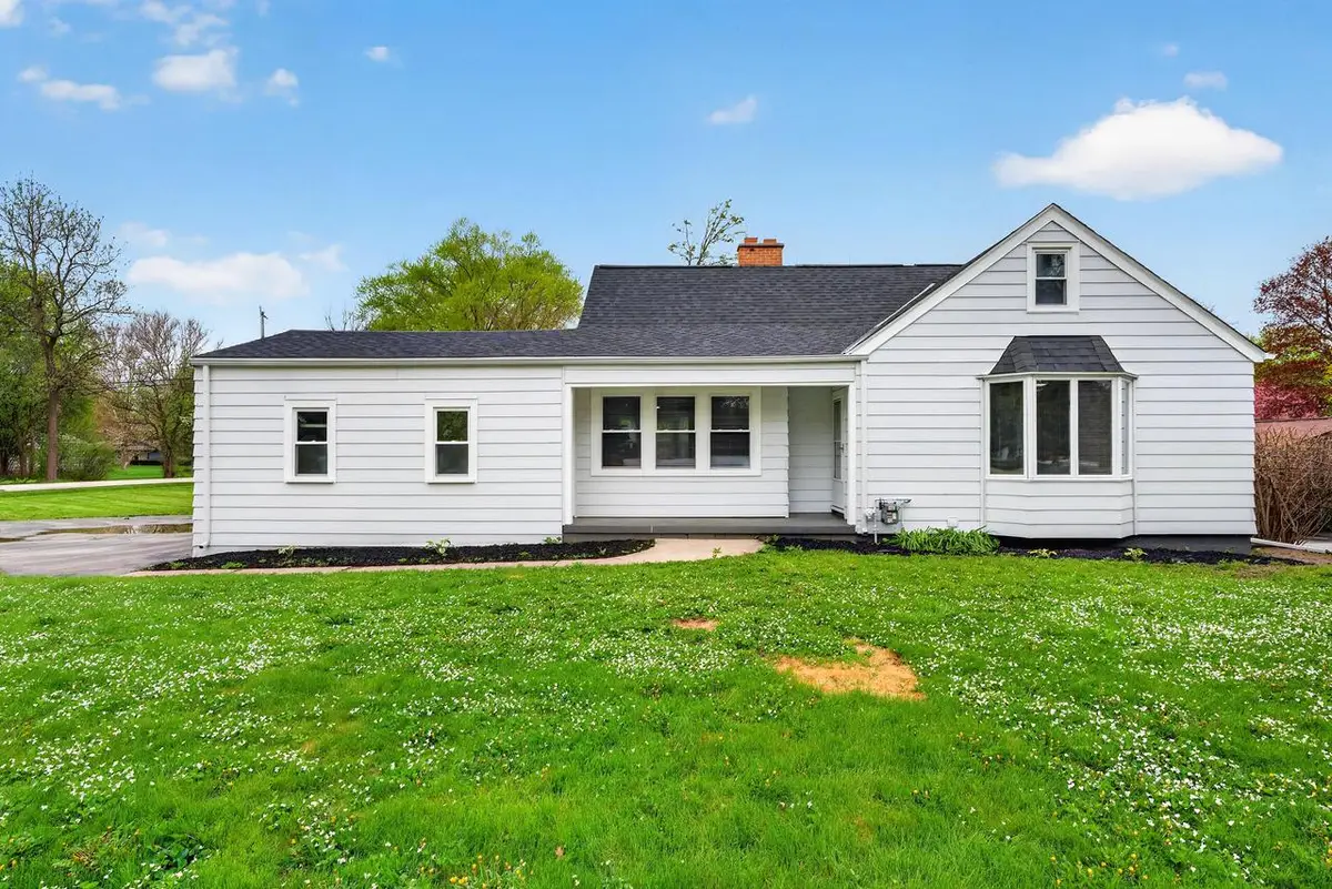 305 Leanore LANE, Brookfield, WI 53005 - #1
