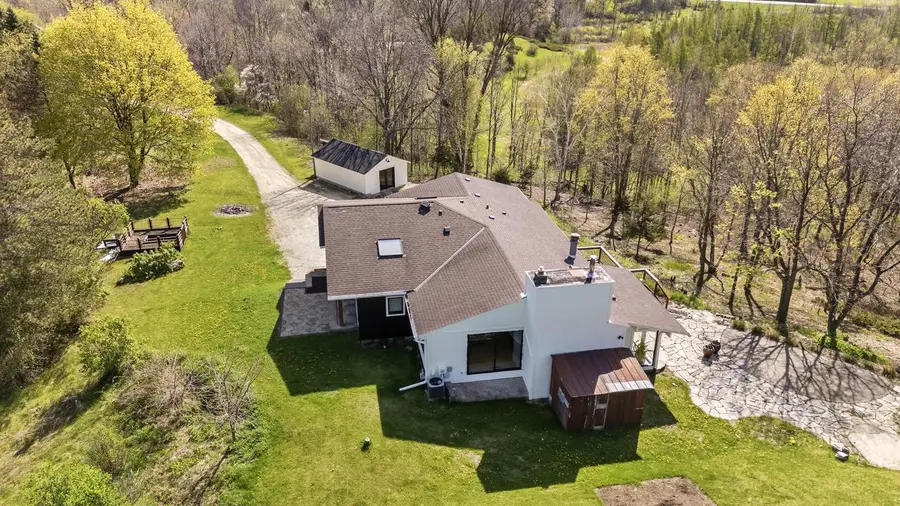 921 Tuscola LANE, West Bend, WI 53095 - #2