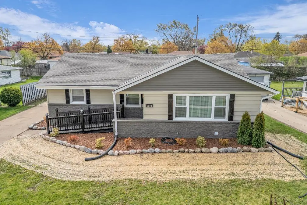 8229 Green Tree ROAD, Milwaukee, WI 53223 - #1