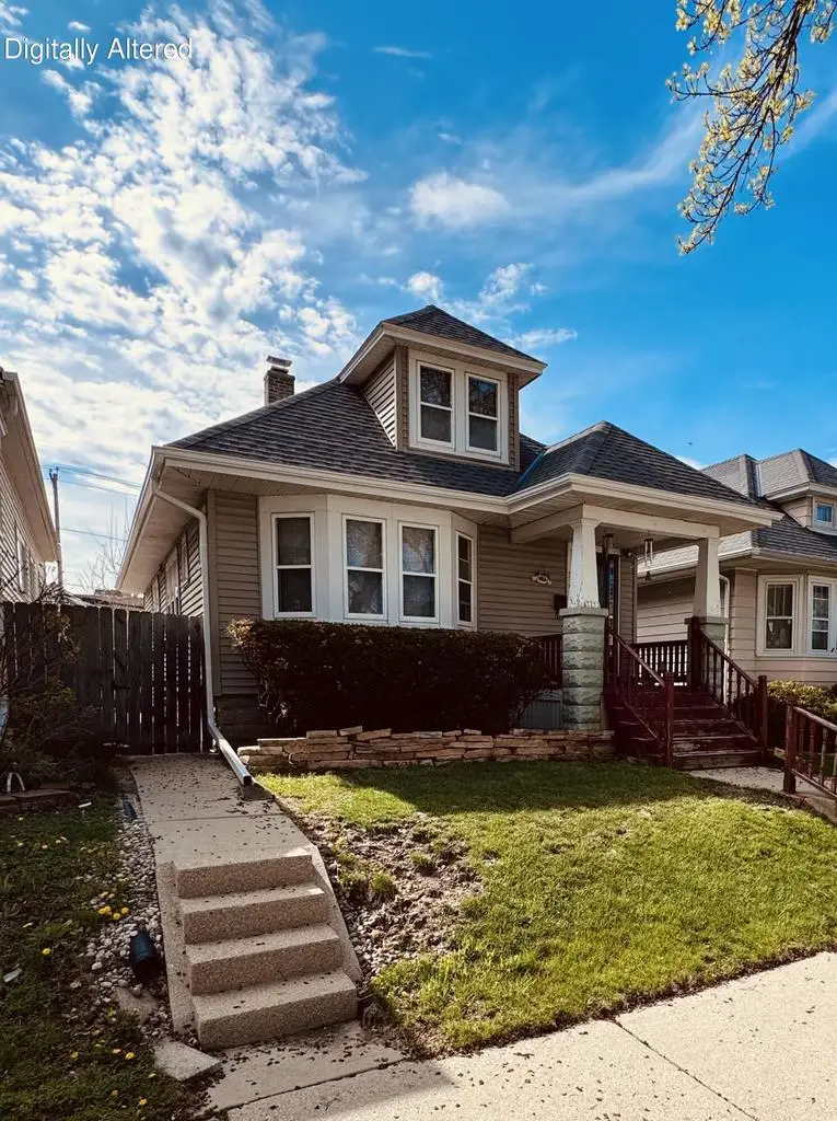 3253 15th STREET, Milwaukee, WI 53215 - #1