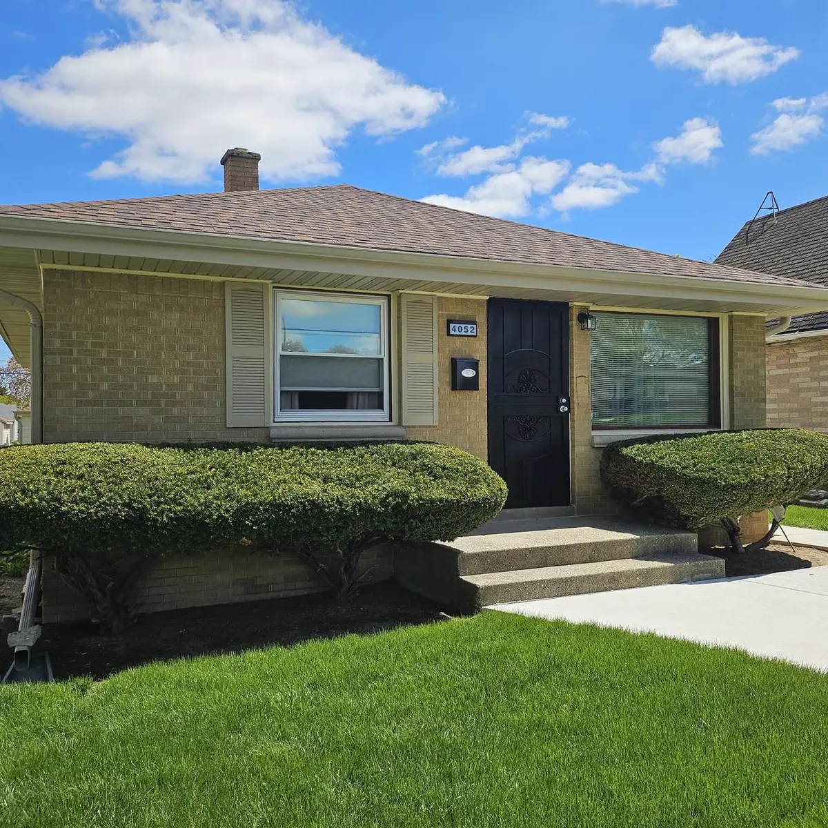 4052 87th STREET, Milwaukee, WI 53222 - #1