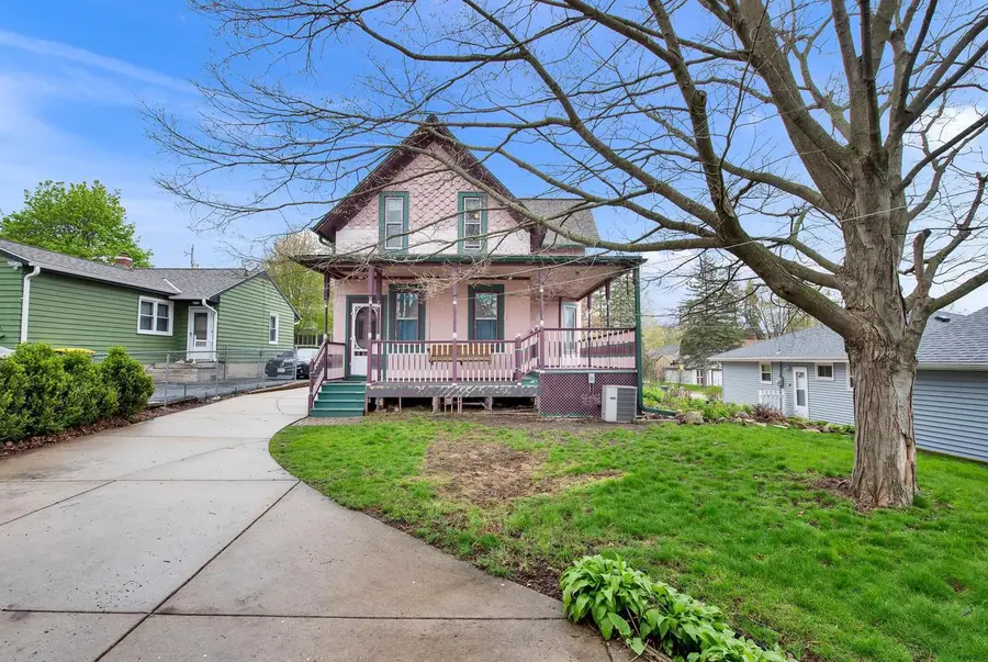 116 Washington AVENUE, Waukesha, WI 53188 - #3