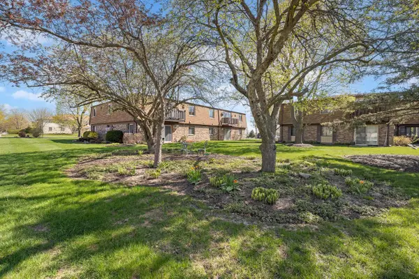 1201 Marcia AVENUE #202, West Bend, WI 53090