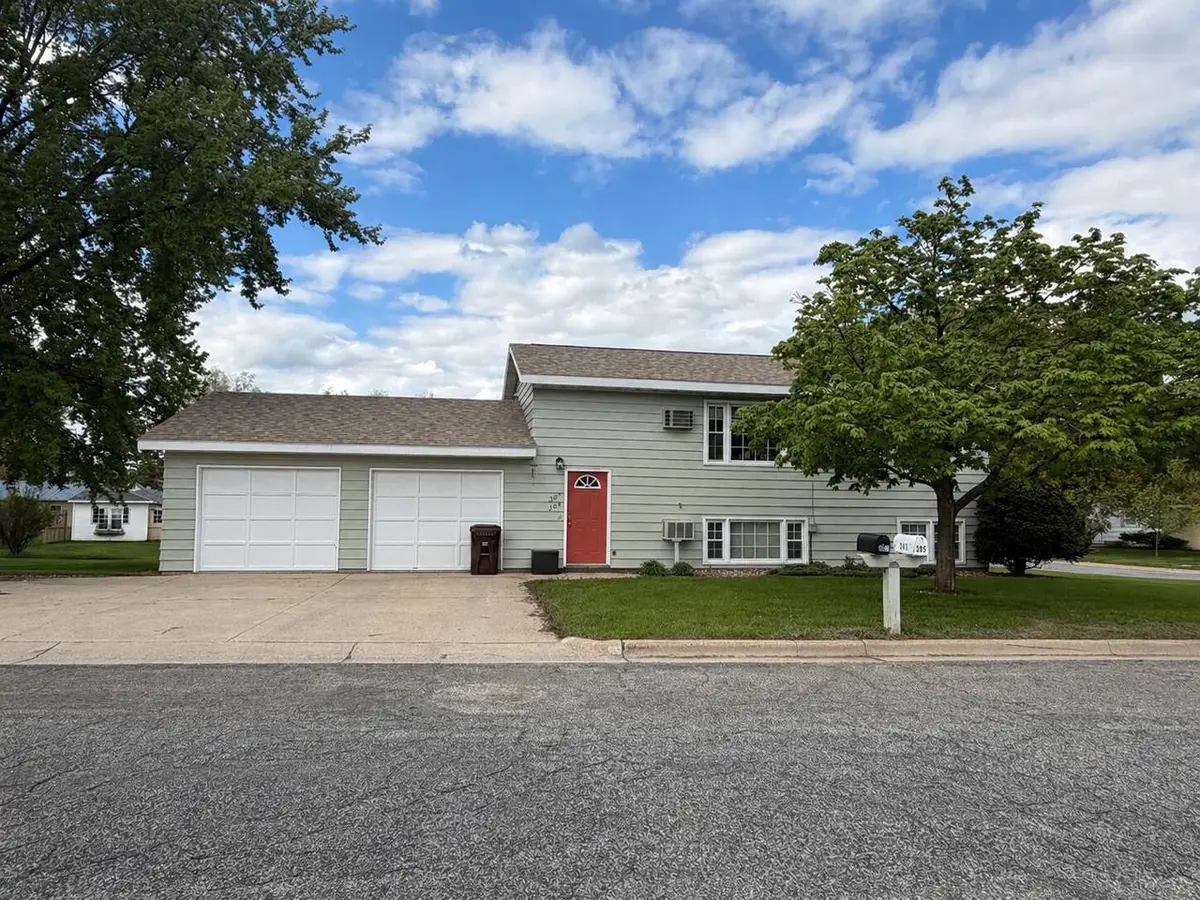 305-307 Larch AVENUE, Onalaska, WI 54650 - #1