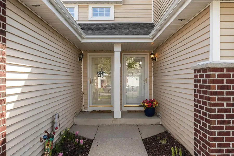 852 Ashley AVENUE, Port Washington, WI 53074 - #2