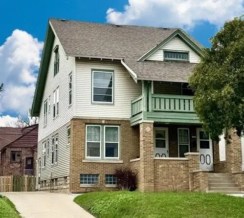 1825 58th STREET #1827, Milwaukee, WI 53208