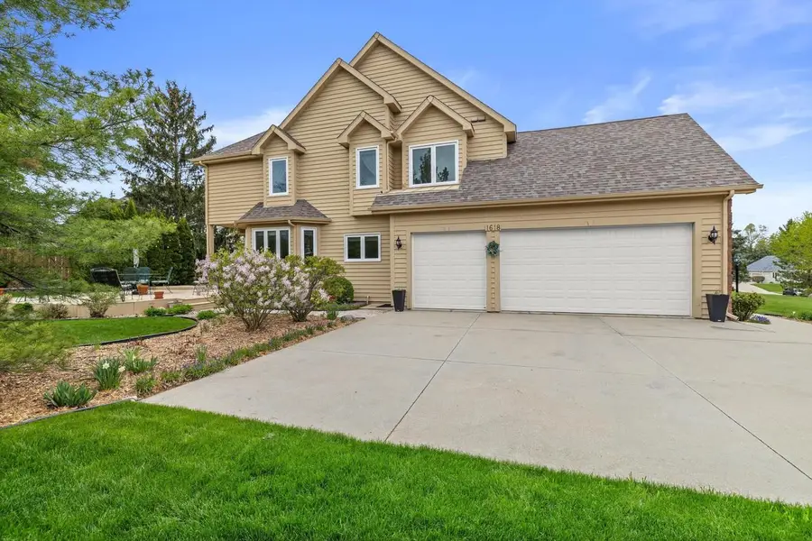 1618 34th COURT, Kenosha, WI 53144 - #2