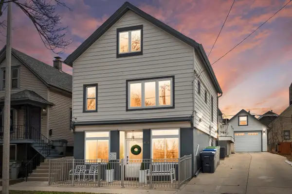 1850 Arlington PLACE, Milwaukee, WI 53202