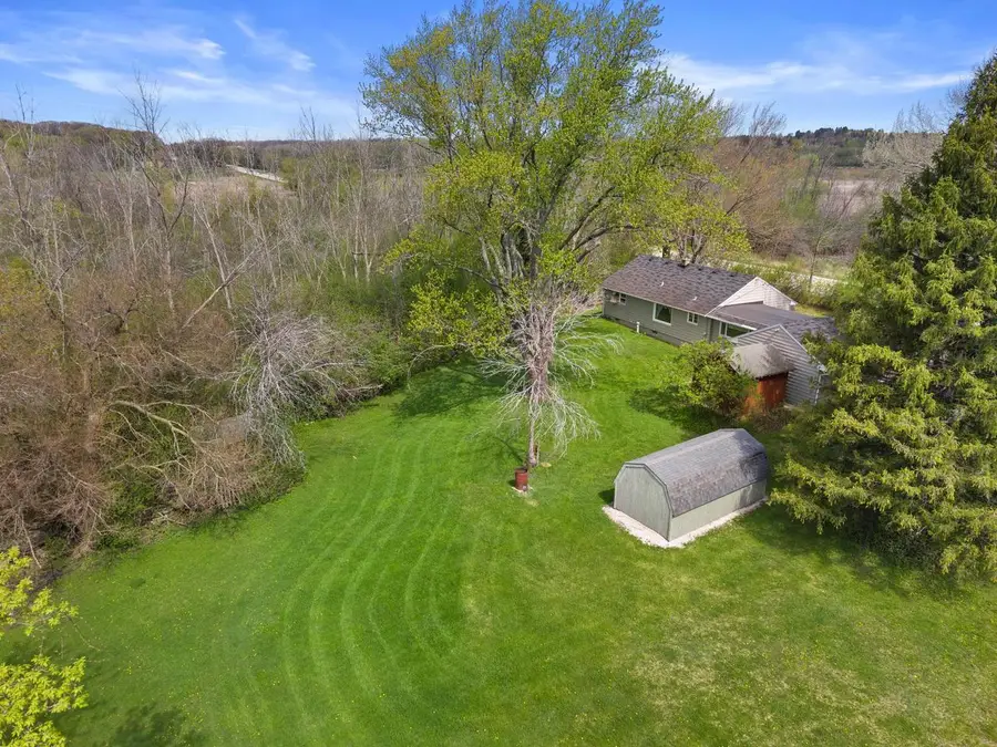 N40W26975 Capitol DRIVE, Pewaukee, WI 53072 - #3