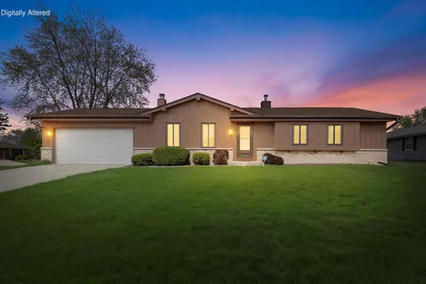 6967 Tumblecreek DRIVE, Franklin, WI 53132