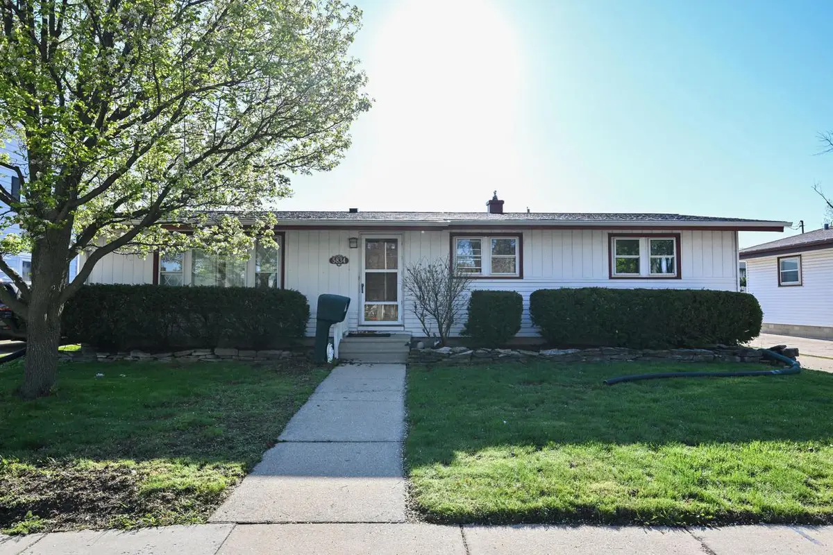 5834 14th STREET, Milwaukee, WI 53221 - #1