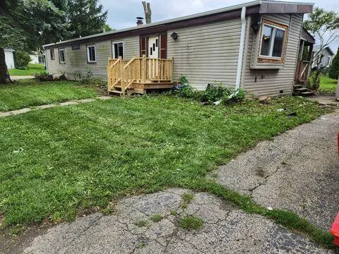 815 Eastown Manor, Elkhorn, WI 53121 - #1