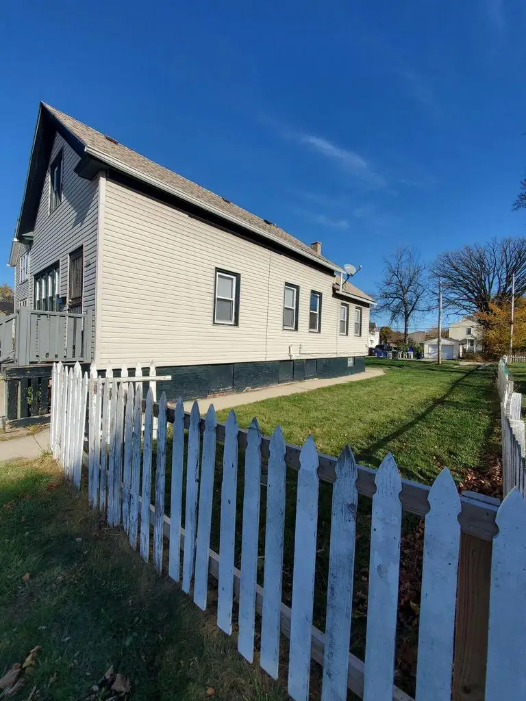 2466 7th STREET, Milwaukee, WI 53212 - #2