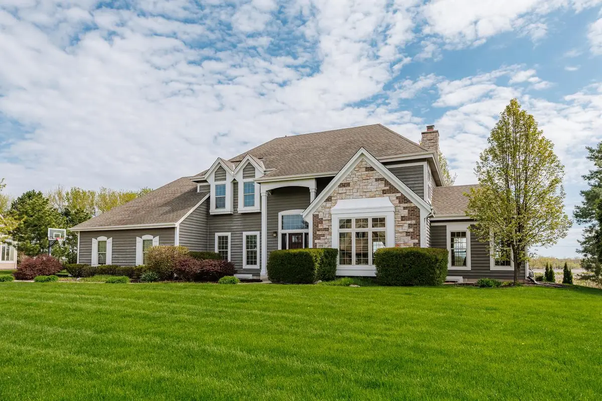 2850 Berwick COURT, Brookfield, WI 53045 - #1