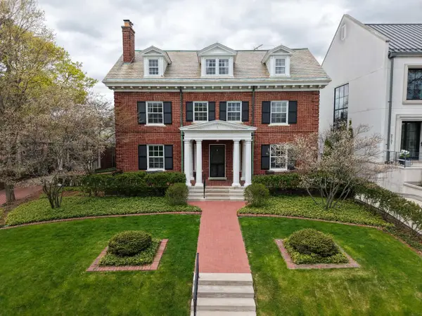 2121 N Terrace AVENUE, Milwaukee, WI 53202
