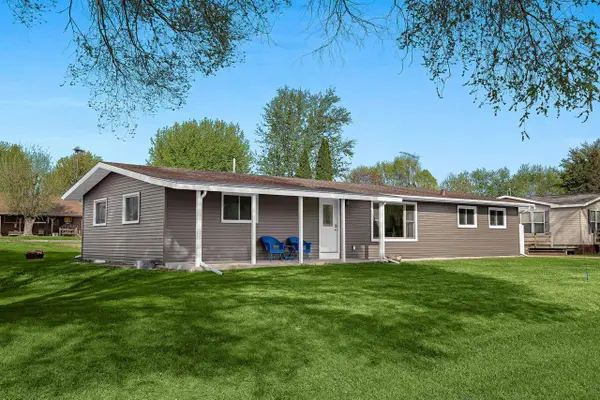 S2946 Indian Creek ROAD, Fountain City, WI 54629