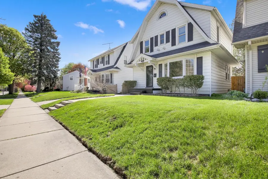 8229 Gridley AVENUE, Wauwatosa, WI 53213 - #3