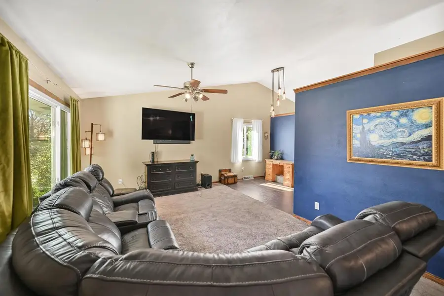 495 Marquette AVENUE, Oak Creek, WI 53154 - #2