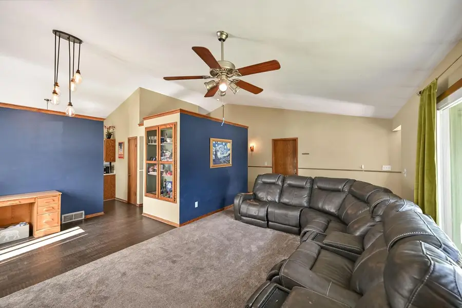 495 Marquette AVENUE, Oak Creek, WI 53154 - #3