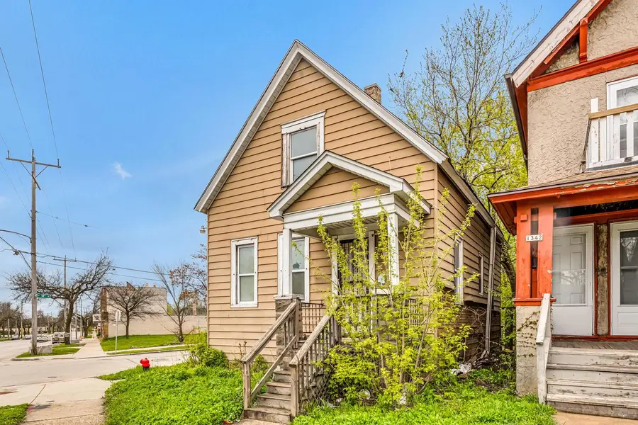 1344 Atkinson AVENUE, Milwaukee, WI 53206 - #2